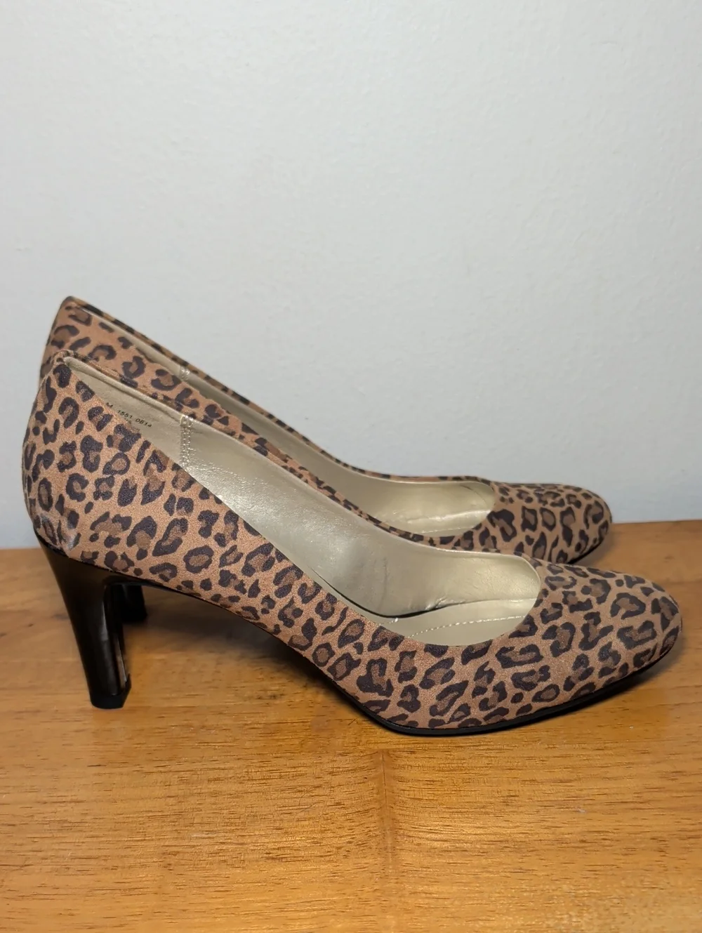 Bandolino Lantana Pumps Leopard Print Brown Black Heels Office Women's Size 8
